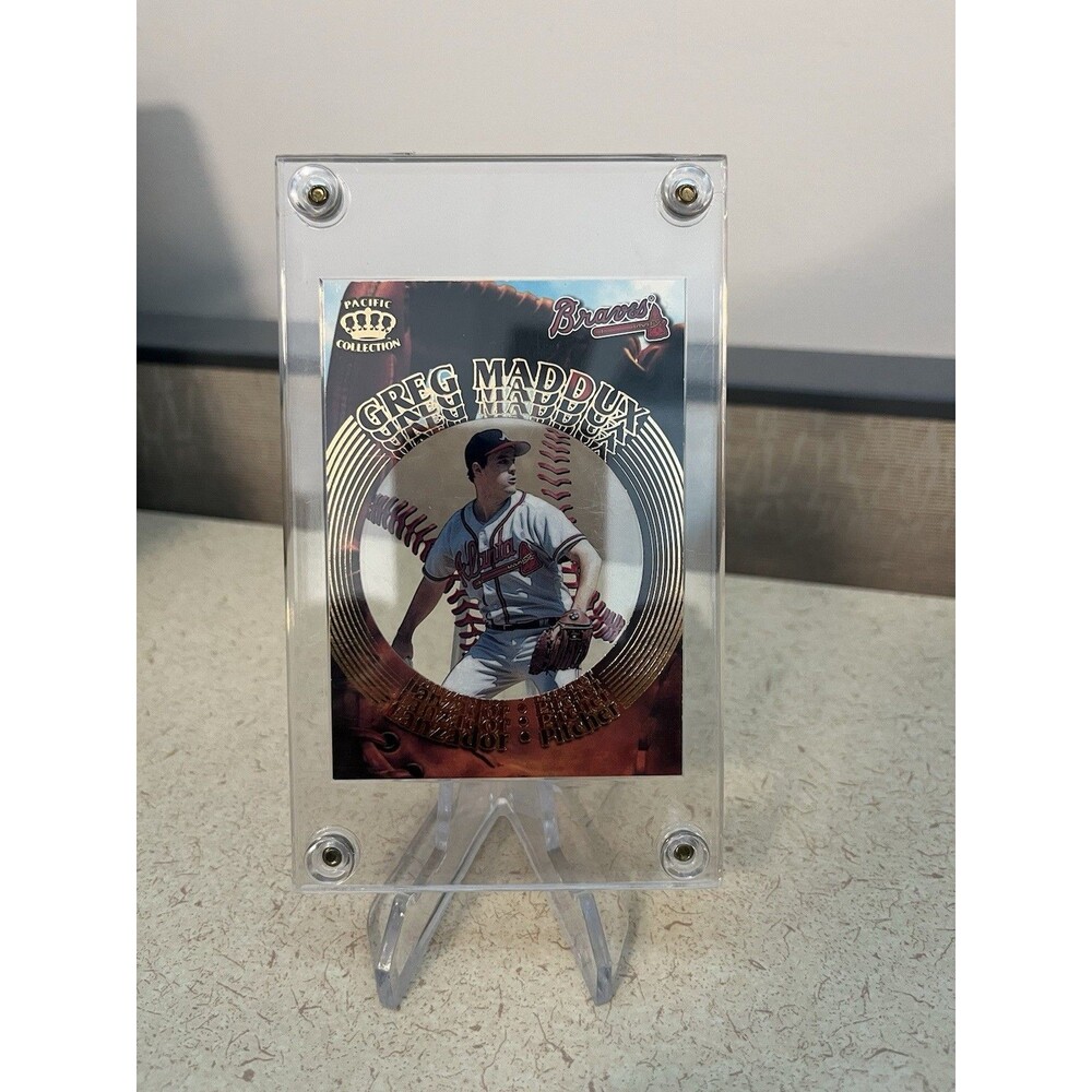 1997 Pacific Collections Greg Maddux GATE ATTRACTIONS #GA-19 w/ hard case RARE